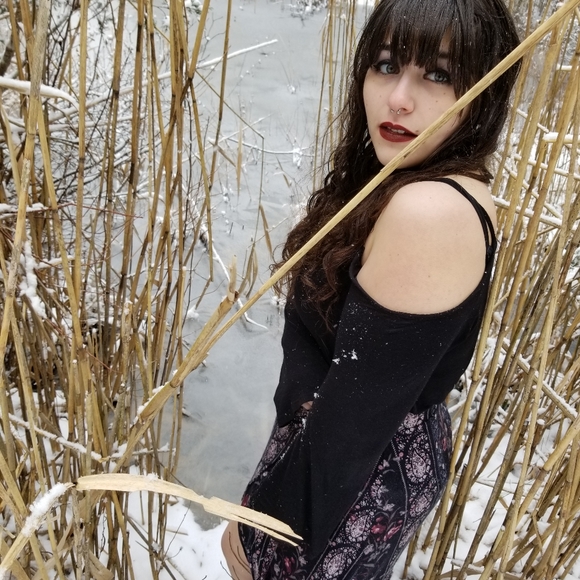 Meet your Posher, Darling - Picture 1 of 6